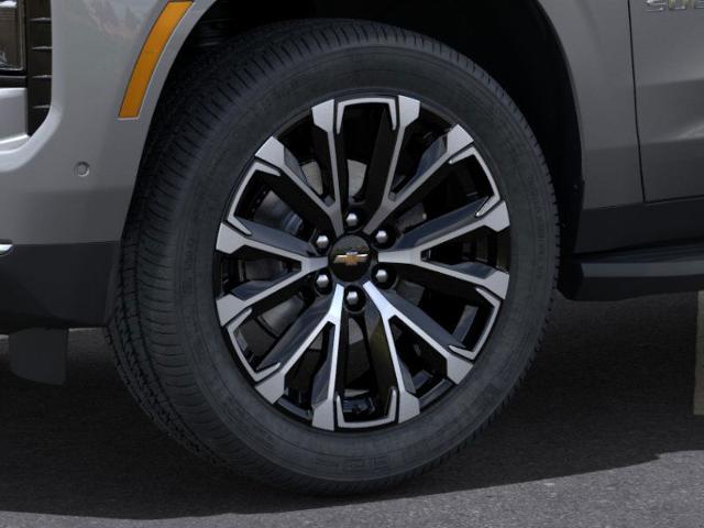 2025 Chevrolet Suburban Vehicle Photo in GILBERT, AZ 85297-0446