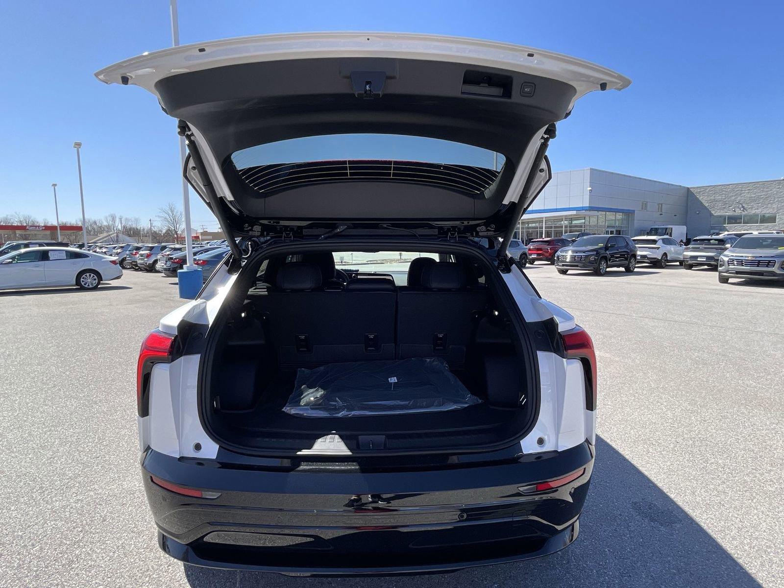 2025 Chevrolet Blazer EV Vehicle Photo in BENTONVILLE, AR 72712-4322