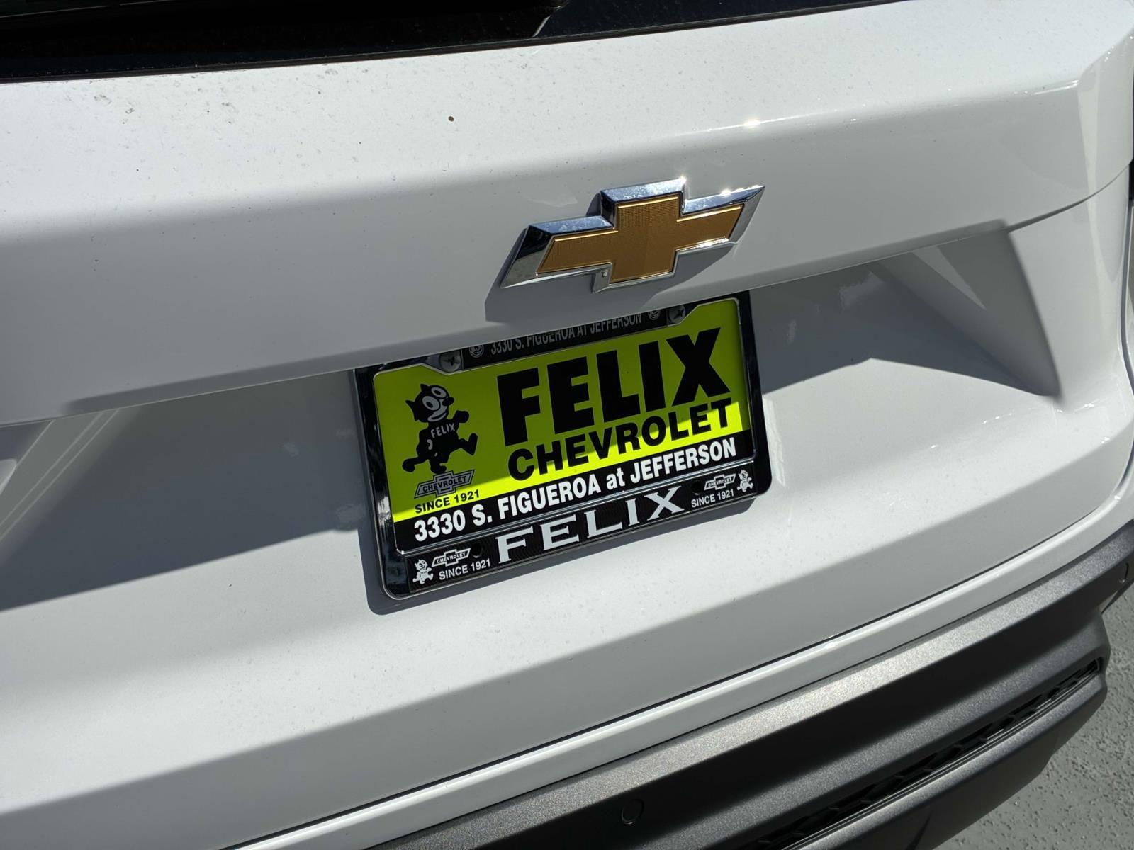2025 Chevrolet Trax Vehicle Photo in LOS ANGELES, CA 90007-3794