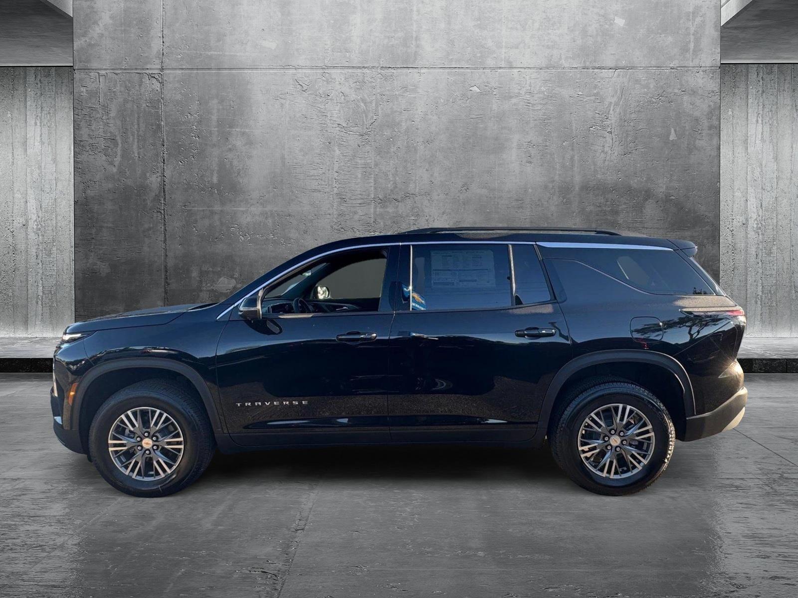 2025 Chevrolet Traverse Vehicle Photo in GREENACRES, FL 33463-3207