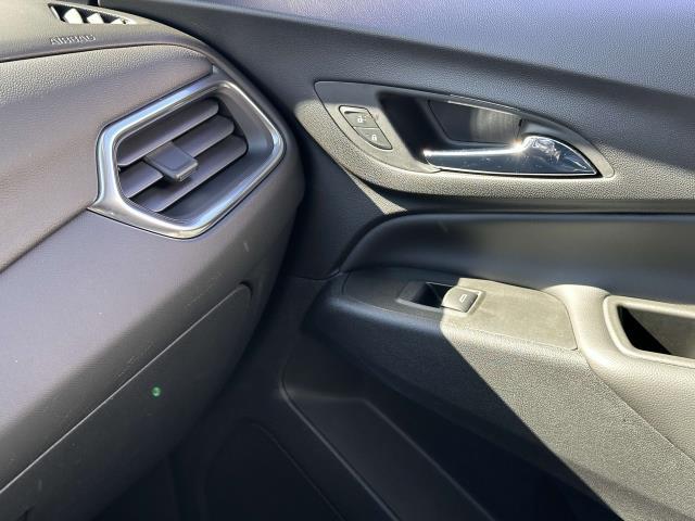 2022 Chevrolet Equinox Vehicle Photo in Roslyn, NY 11576