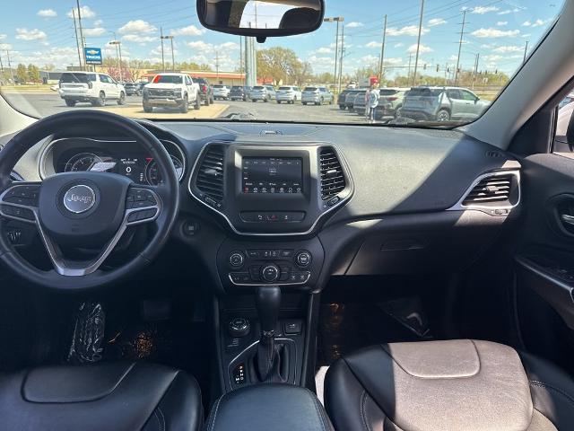 2021 Jeep Cherokee Vehicle Photo in MANHATTAN, KS 66502-5036