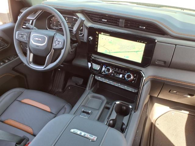 2025 GMC Sierra 2500 HD Vehicle Photo in Denton, TX 76205