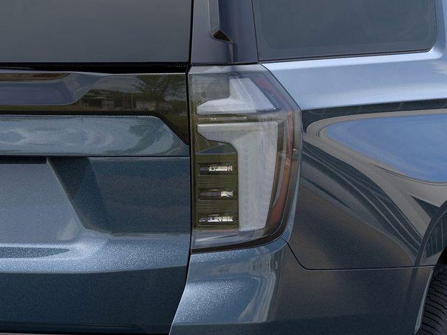 2025 Chevrolet Suburban Vehicle Photo in PAWLING, NY 12564-3219