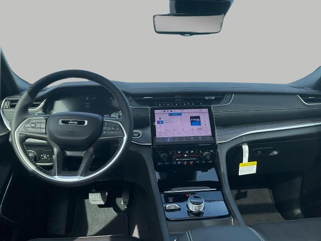 2025 Jeep Grand Cherokee Vehicle Photo in Kaukauna, WI 54130