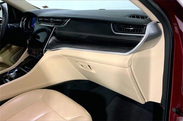 2022 Jeep Grand Cherokee L Vehicle Photo in KANSAS CITY, MO 64114-4502