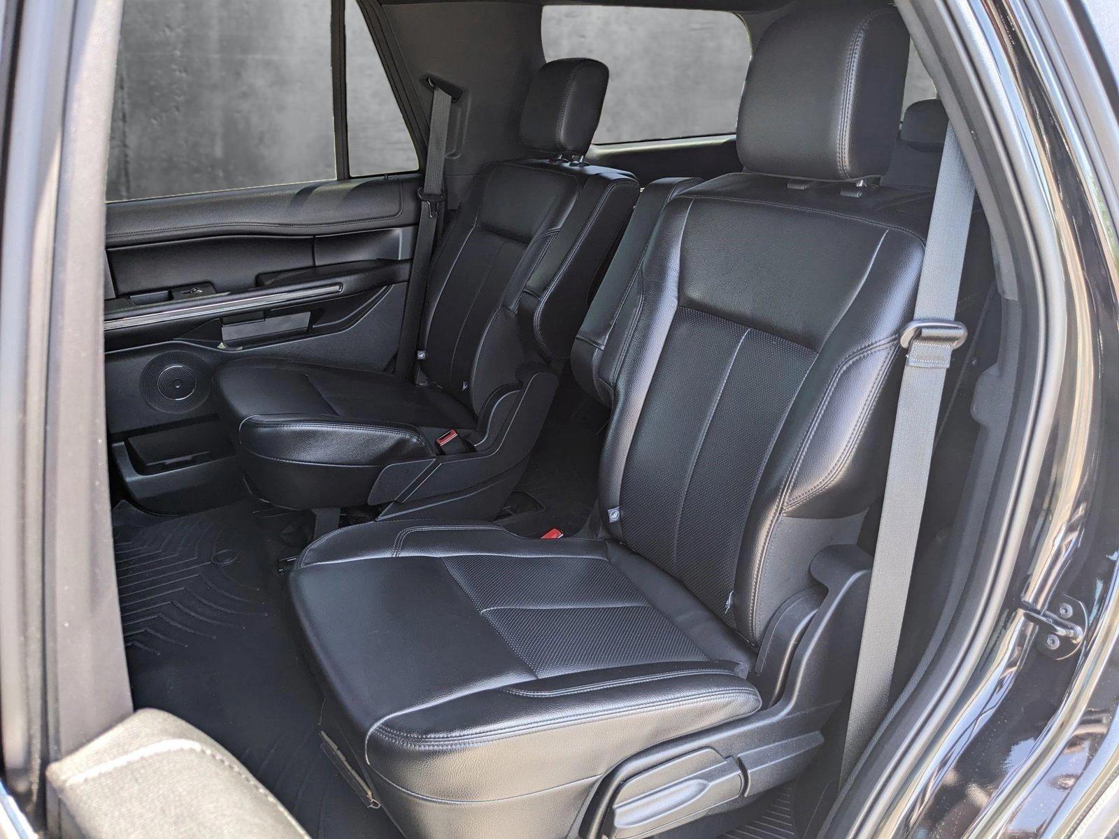 2021 Ford Expedition Vehicle Photo in HOUSTON, TX 77034-5009