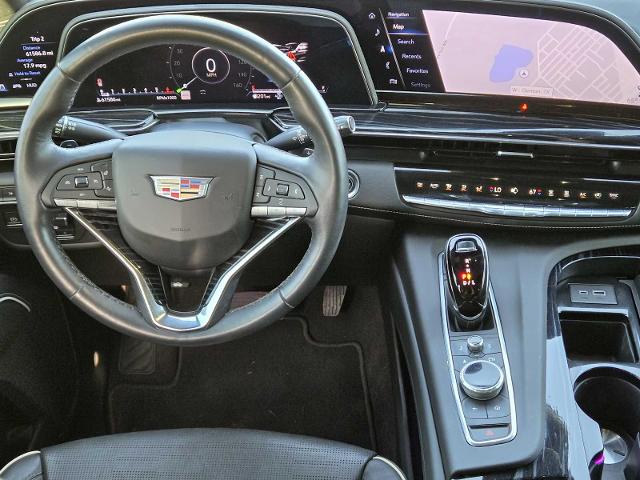 2022 Cadillac Escalade Vehicle Photo in DENTON, TX 76210-9321