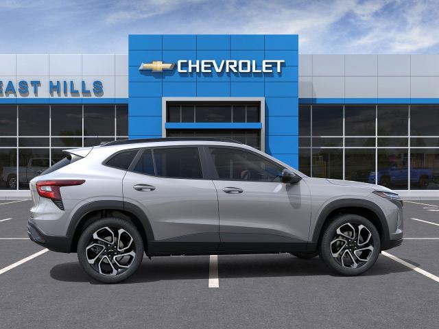 2025 Chevrolet Trax Vehicle Photo in Roslyn, NY 11576