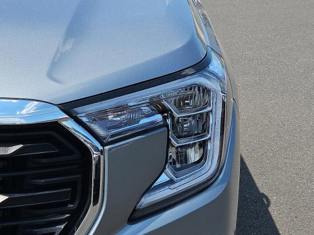 2024 GMC Terrain Vehicle Photo in TREVOSE, PA 19053-4984