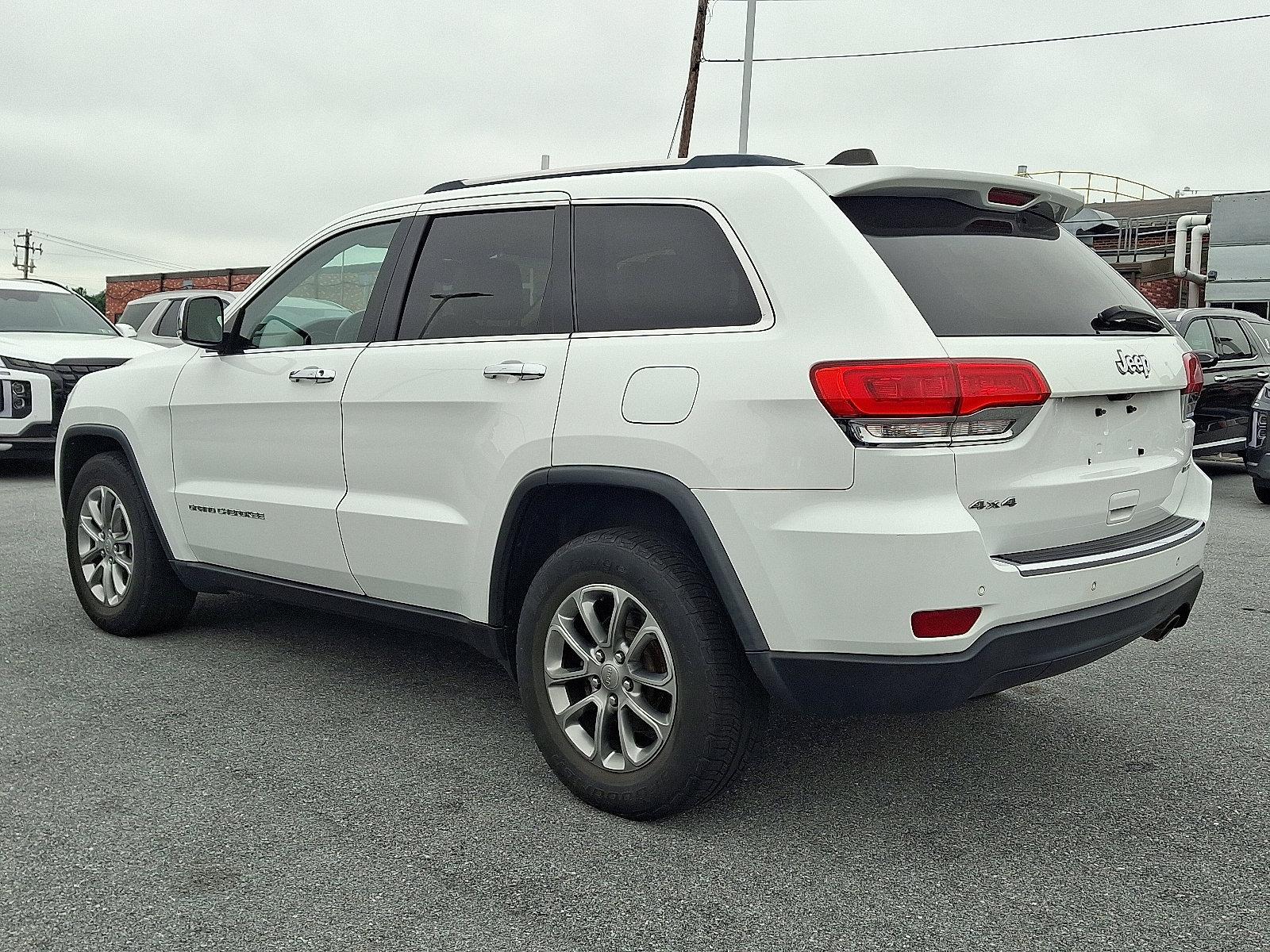2015 Jeep Grand Cherokee Vehicle Photo in Harrisburg, PA 17111