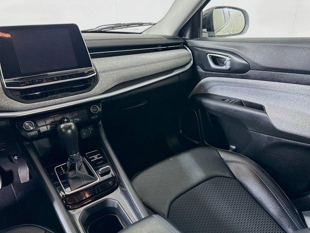 2022 Jeep Compass Vehicle Photo in Doylsetown, PA 18901