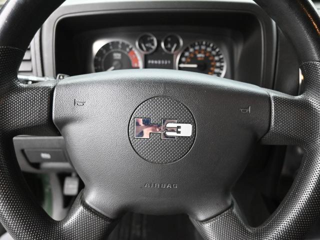 2006 HUMMER H3 Vehicle Photo in Cedar Rapids, IA 52402