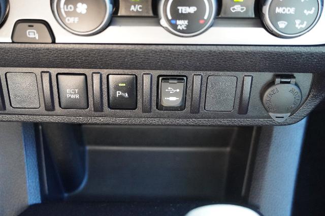 2019 Toyota Tacoma 4WD Vehicle Photo in Riverdale, UT 84405