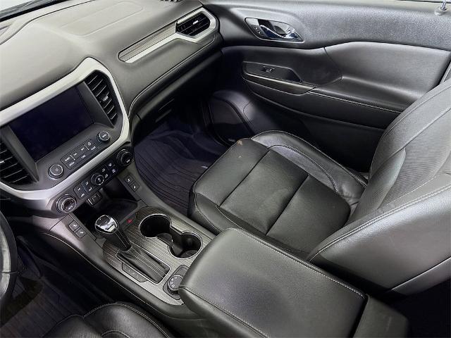 2017 GMC Acadia Vehicle Photo in PUYALLUP, WA 98371-4149
