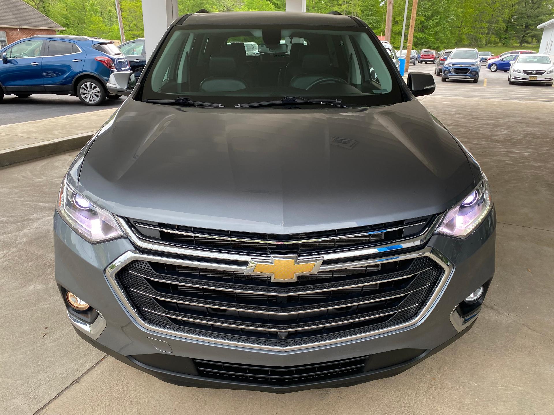 Used 2021 Chevrolet Traverse 3LT with VIN 1GNEVHKW5MJ213749 for sale in Slippery Rock, PA