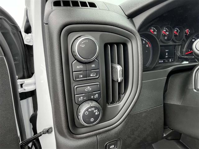 2024 Chevrolet Silverado 1500 Vehicle Photo in ALCOA, TN 37701-3235