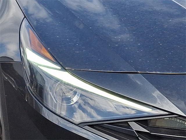 2023 Hyundai ELANTRA Vehicle Photo in New Bloomfield, PA 17068