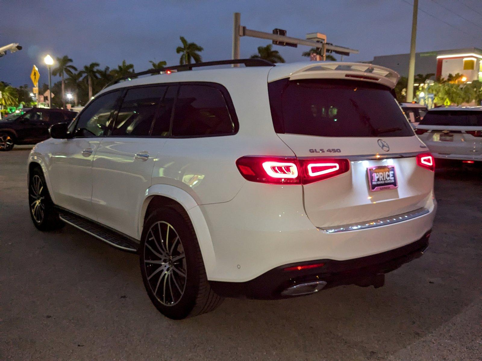 2022 Mercedes-Benz GLS Vehicle Photo in MIAMI, FL 33134-2699