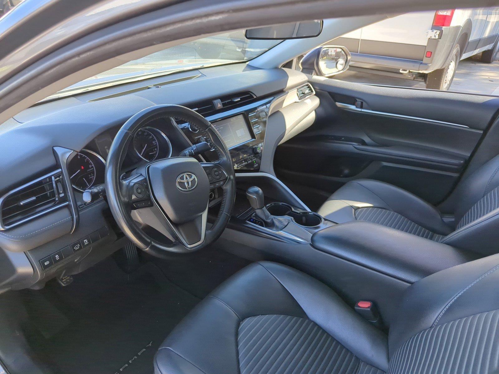 2019 Toyota Camry Vehicle Photo in Pembroke Pines, FL 33027