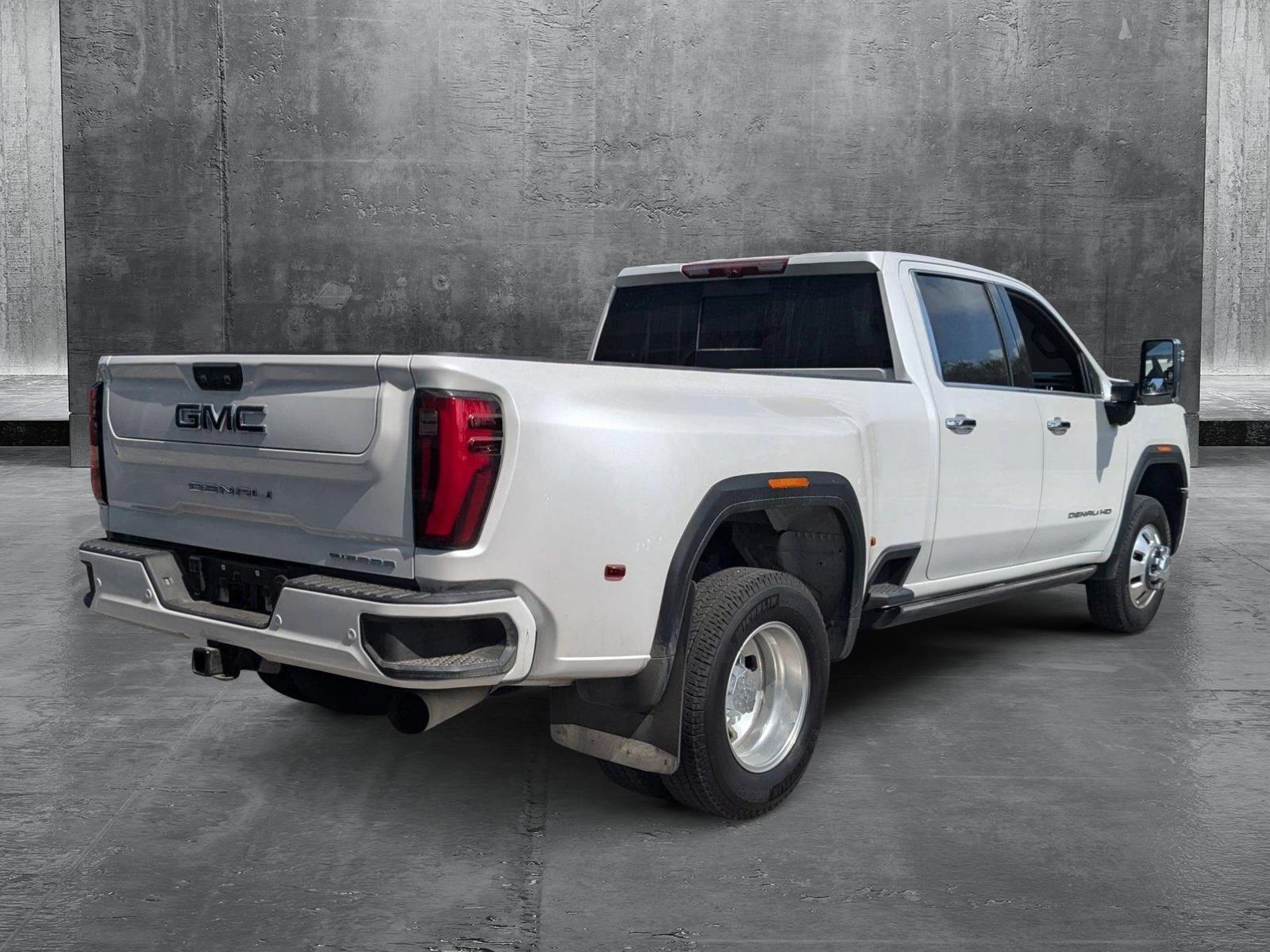 2024 GMC Sierra 3500HD Vehicle Photo in Pompano Beach, FL 33064