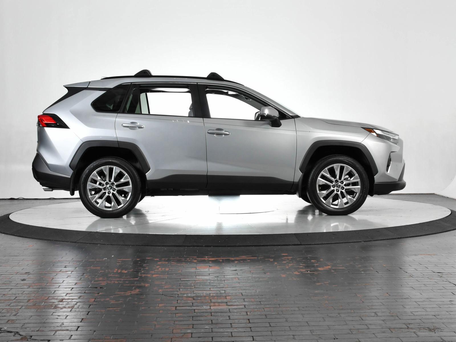 2022 Toyota RAV4 Vehicle Photo in DALLAS, TX 75235