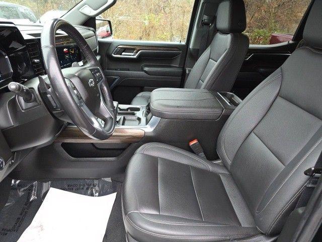 2023 Chevrolet Silverado 1500 Vehicle Photo in Pleasant Hills, PA 15236