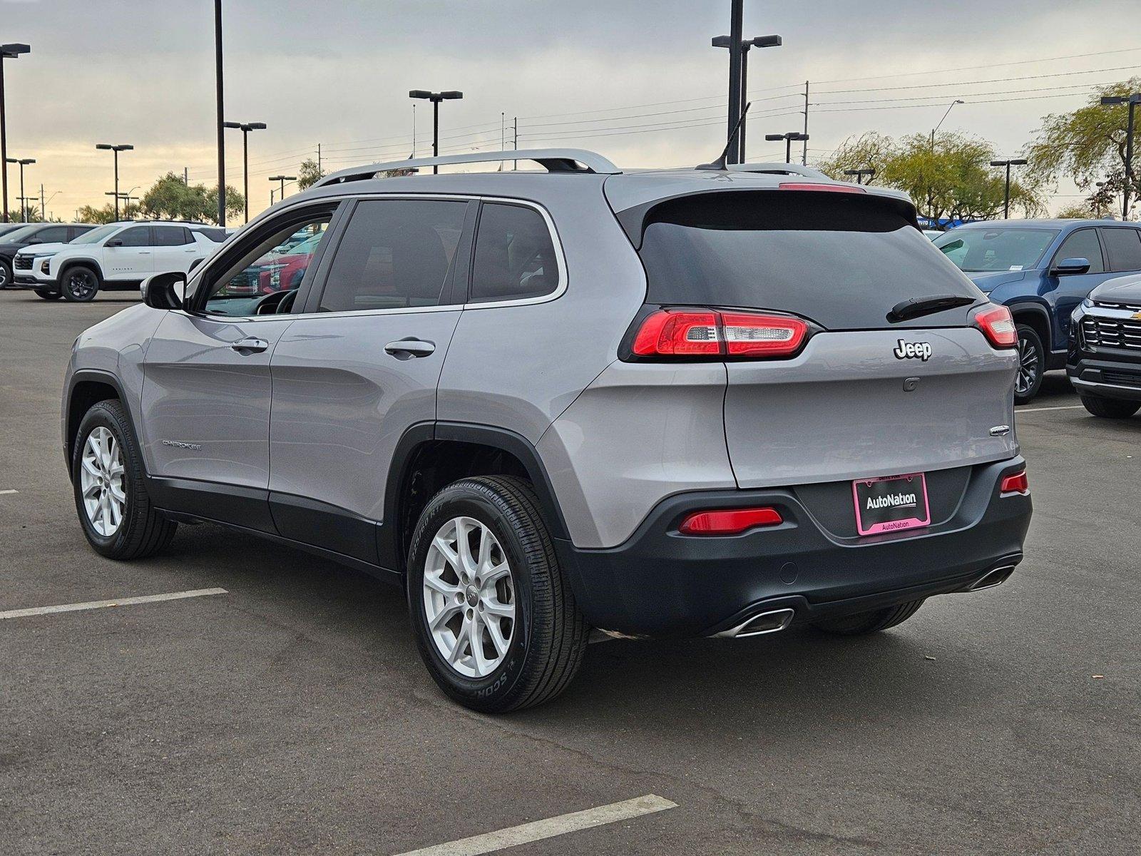 2018 Jeep CHER Vehicle Photo in PEORIA, AZ 85382-3715