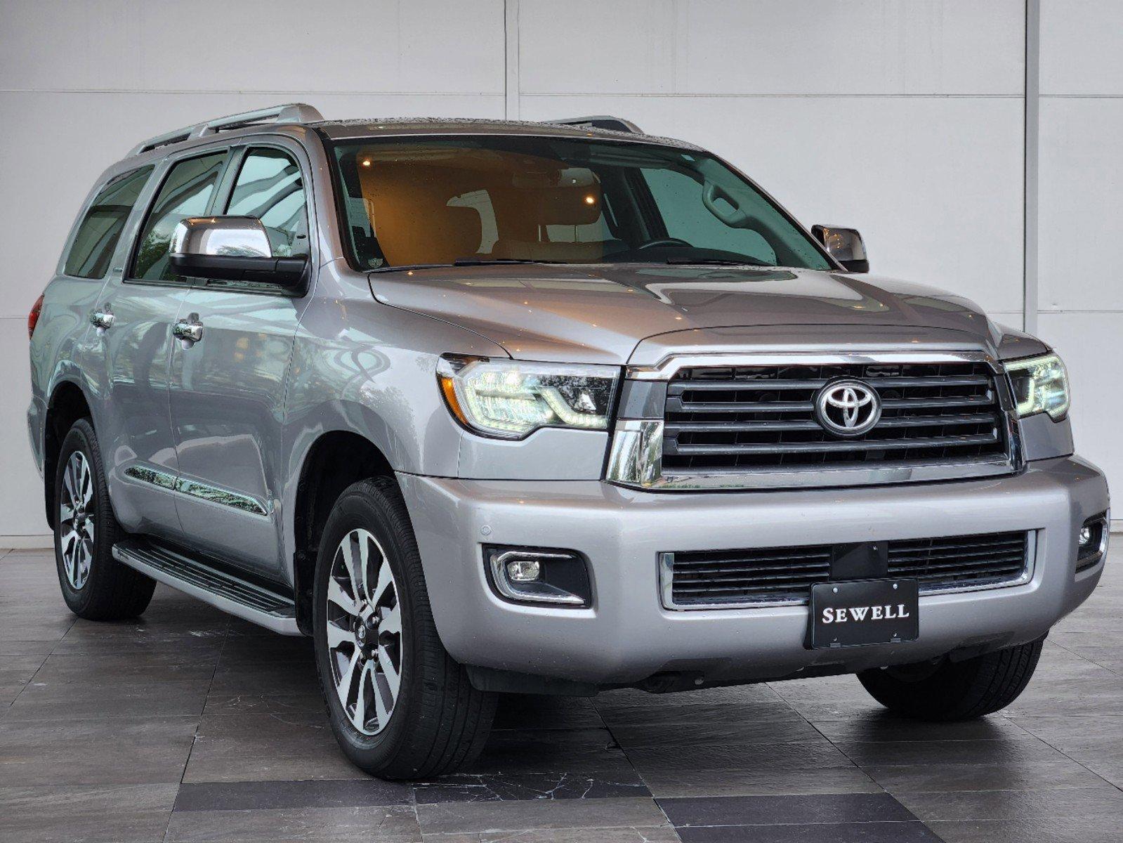 2018 Toyota Sequoia Vehicle Photo in HOUSTON, TX 77079-1502