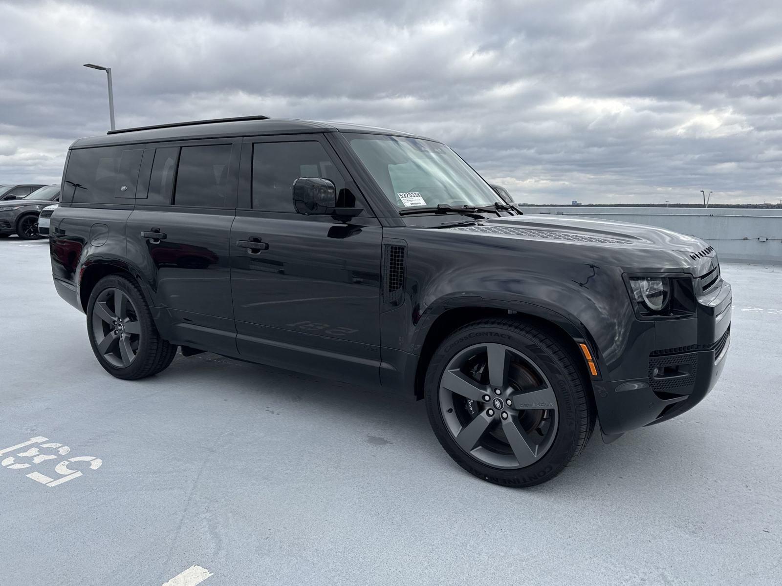 2024 Defender Vehicle Photo in AUSTIN, TX 78717