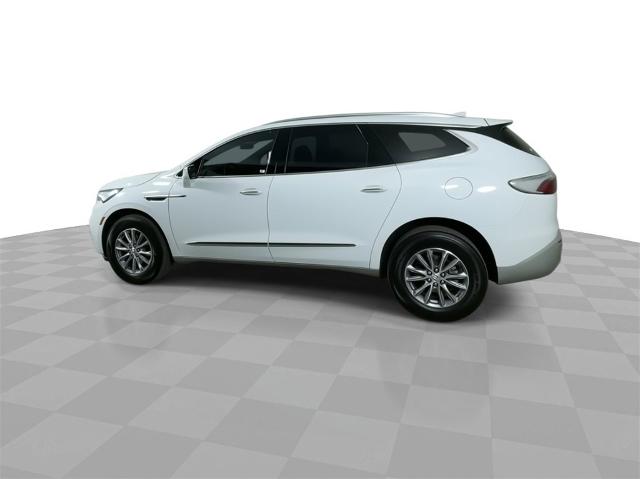 2024 Buick Enclave Vehicle Photo in GILBERT, AZ 85297-0402