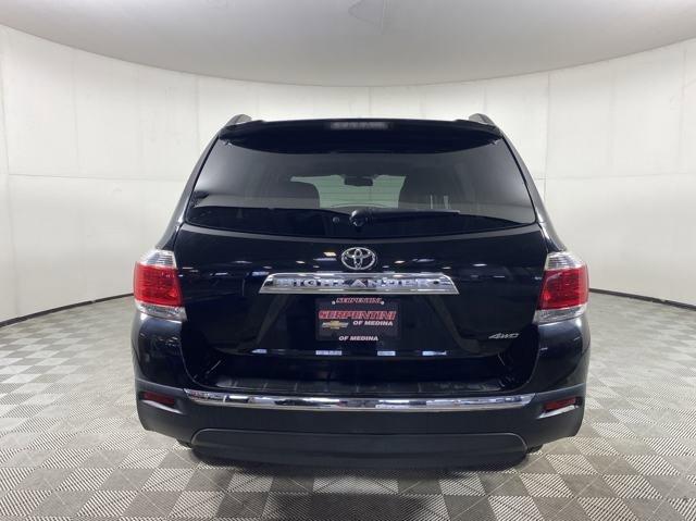 2013 Toyota Highlander Vehicle Photo in MEDINA, OH 44256-9001