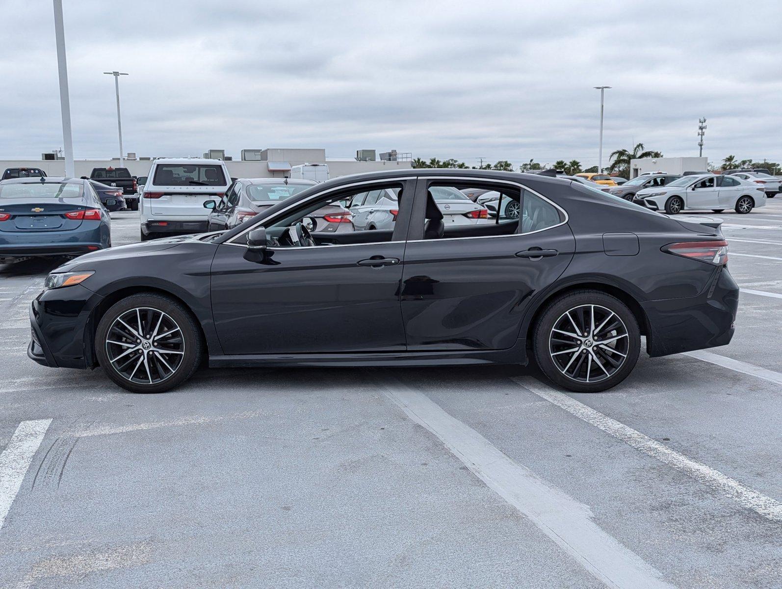 2022 Toyota Camry Vehicle Photo in Ft. Myers, FL 33907