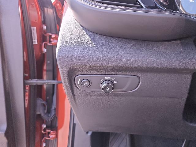 2023 Buick Envision Vehicle Photo in NEDERLAND, TX 77627-8017