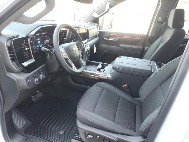 2025 Chevrolet Silverado 2500 HD Vehicle Photo in HAYS, KS 67601-1994