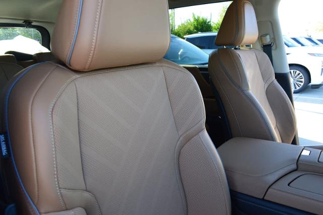 2025 INFINITI QX80 Vehicle Photo in Houston, TX 77090