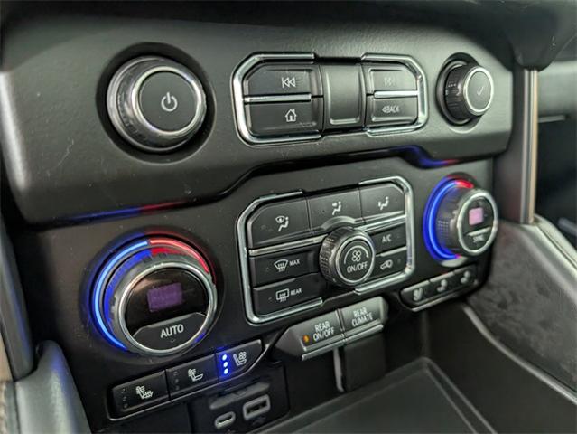 2021 Chevrolet Tahoe Vehicle Photo in ENGLEWOOD, CO 80113-6708
