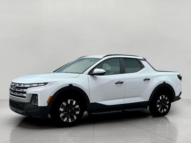 2025 Hyundai SANTA CRUZ Vehicle Photo in Green Bay, WI 54304