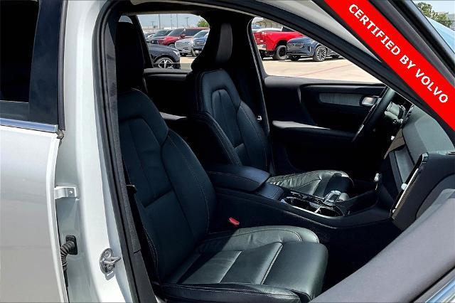 2023 Volvo XC40 Vehicle Photo in Grapevine, TX 76051