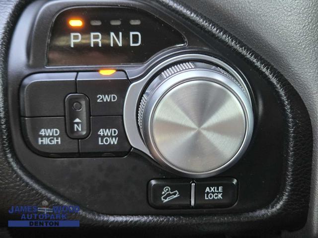 2021 Ram 1500 Vehicle Photo in DENTON, TX 76210-9321