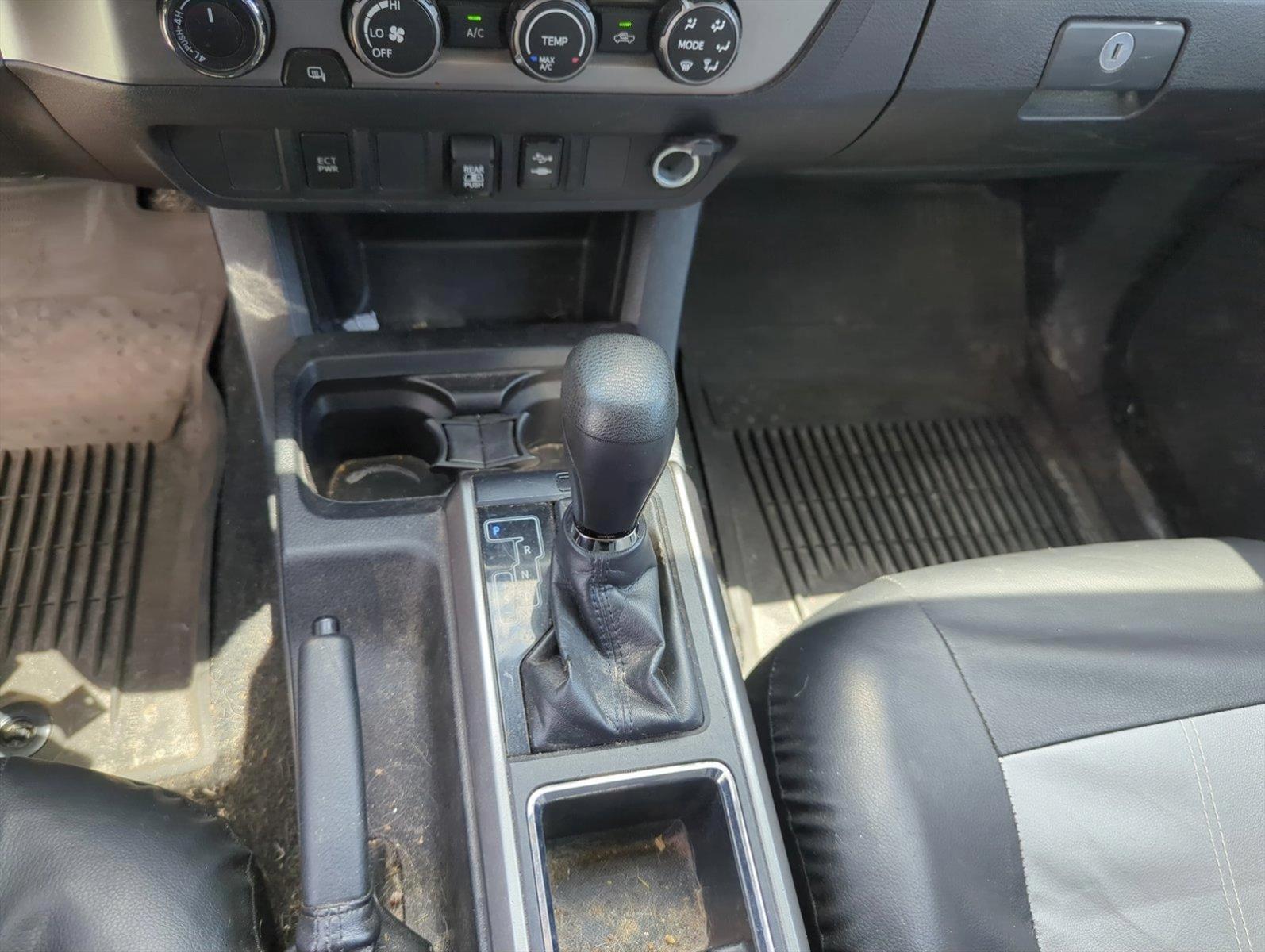2019 Toyota Tacoma 4WD Vehicle Photo in Pembroke Pines, FL 33027