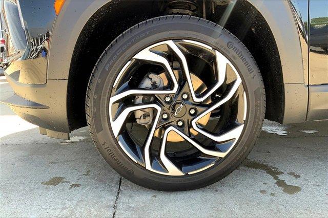 2025 Chevrolet Trailblazer Vehicle Photo in TOPEKA, KS 66609-0000
