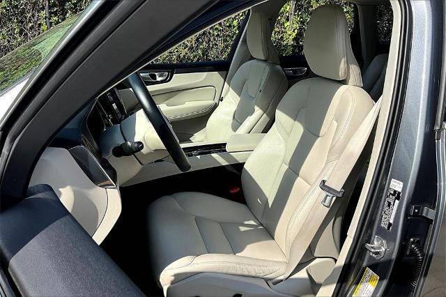 2021 Volvo XC60 Vehicle Photo in Houston, TX 77007