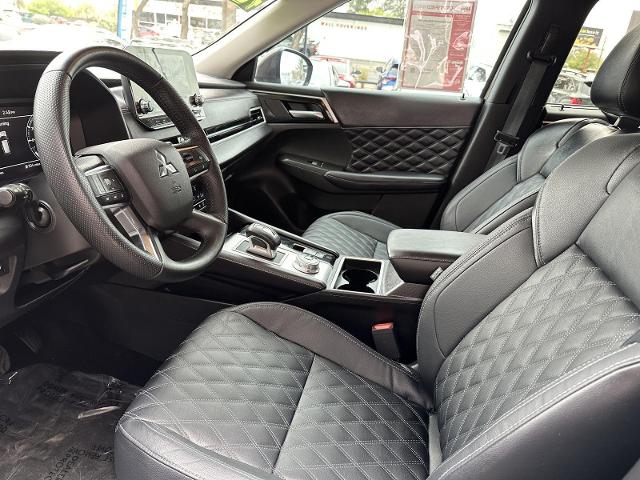 2024 Mitsubishi Outlander Vehicle Photo in Tucson, AZ 85712