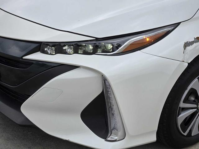 2017 Toyota Prius Prime Vehicle Photo in DENTON, TX 76210-9321