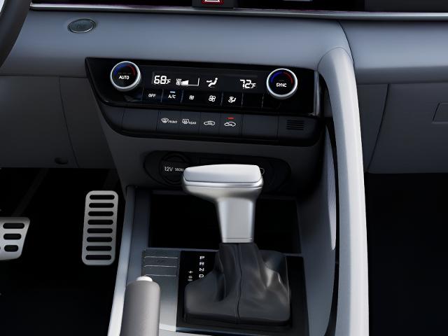 2025 Hyundai ELANTRA Vehicle Photo in Green Bay, WI 54304