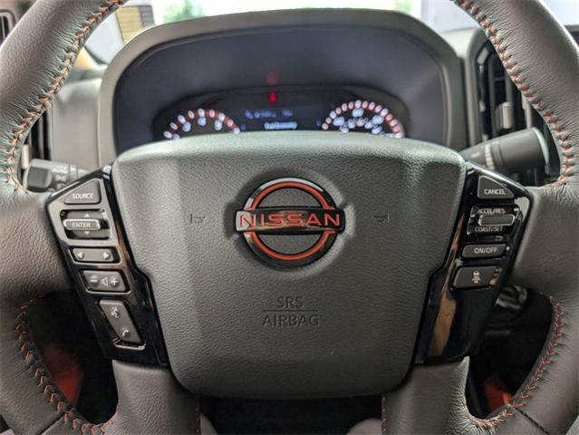 2025 Nissan Frontier Vehicle Photo in ENGLEWOOD, CO 80113-6708