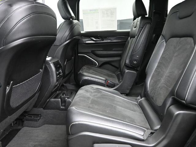 2022 Jeep Grand Cherokee L Vehicle Photo in Cedar Rapids, IA 52402