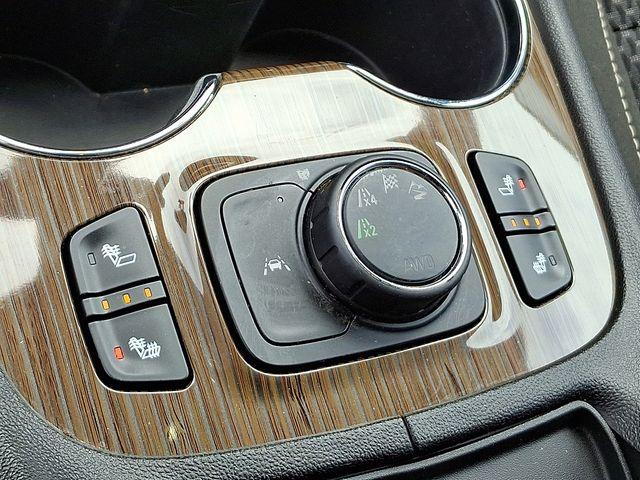 2023 GMC Acadia Vehicle Photo in DANBURY, CT 06810-5034