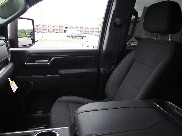 2024 Chevrolet Silverado 2500 HD Vehicle Photo in MADISON, IN 47250-1611